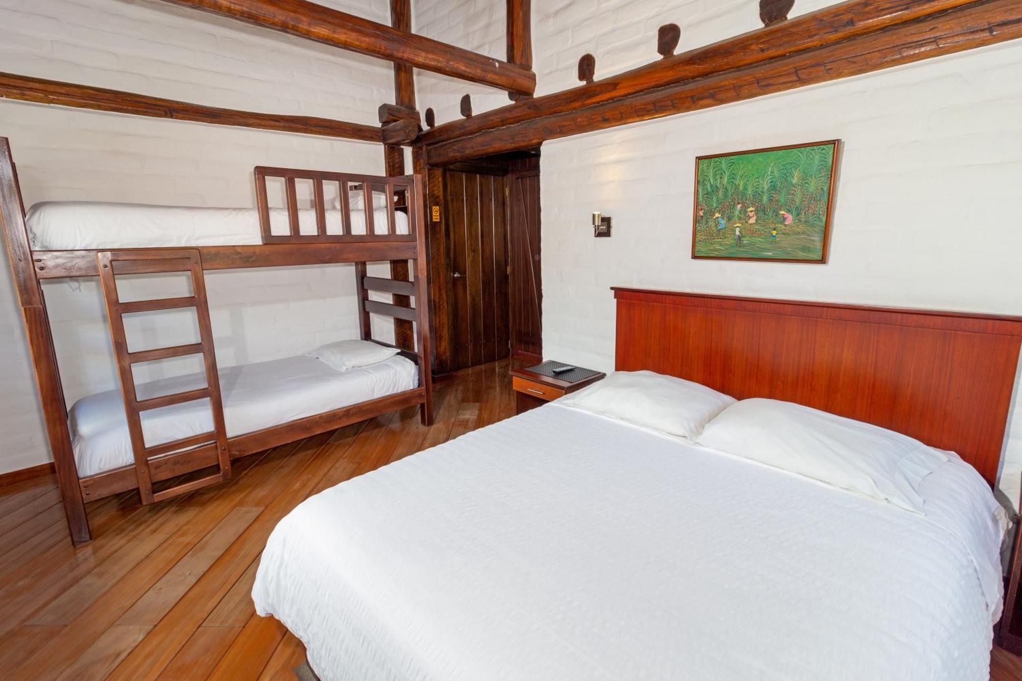 Hotel Ile バーニョス エクステリア 写真
